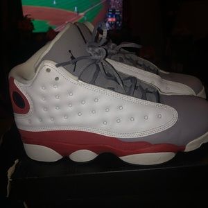 Air Jordan 13 Grey Toe